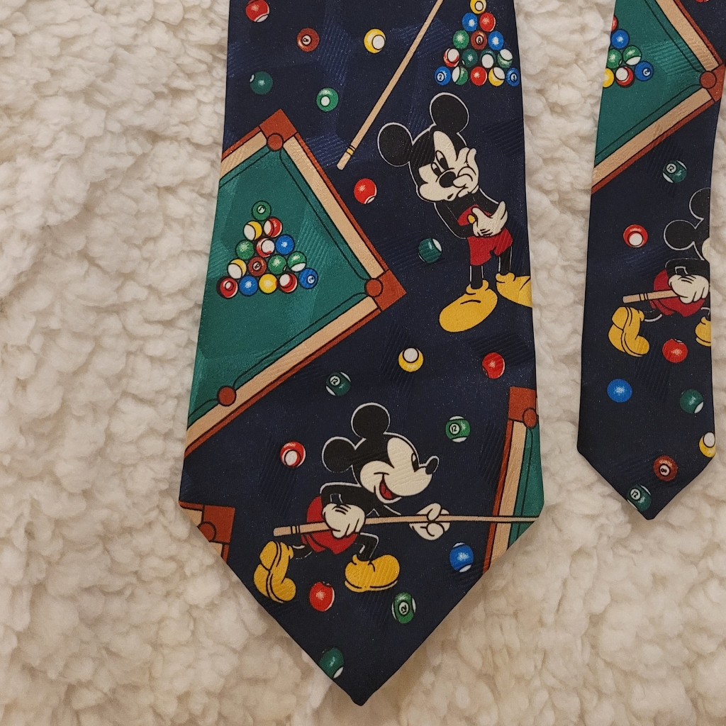 Mickey Mouse Billiards Mens Tie 100 Polyester 57 X 4 Mickey Unlimited Brand Mickey Mouse Billiards Mens Tie 100 Polyester 57 X 4 Mickey Unlimited Brand